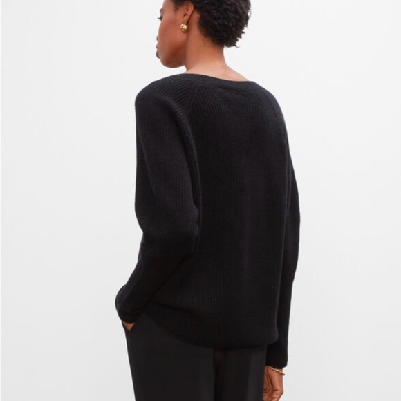 Club Monaco cashmere sweater medium - Picture 2 of 6